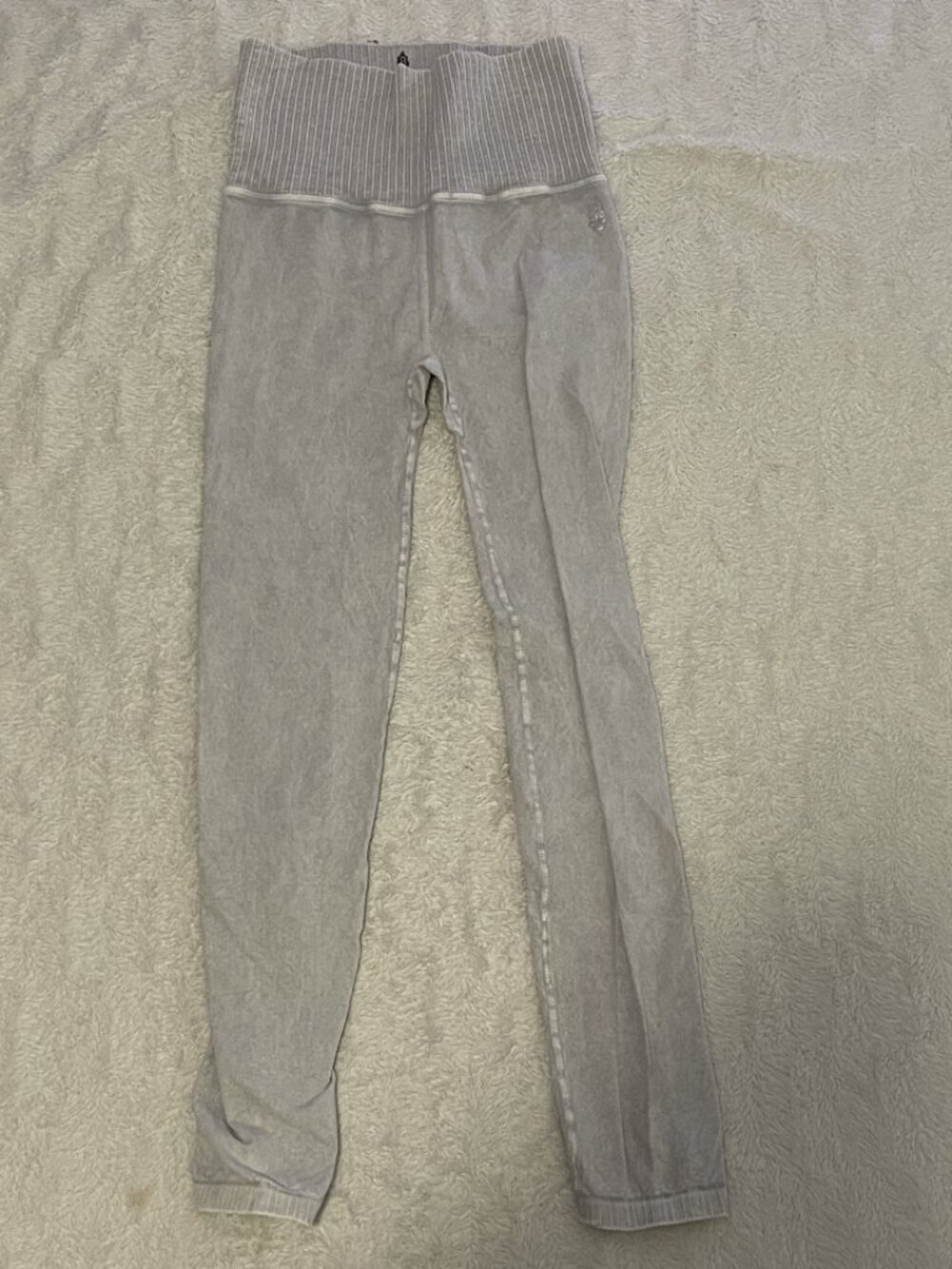 ✨Free People Good Karma Leggings - Size S